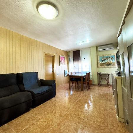 Valencia Avenida Del Puerto Private Rooms Exterior photo