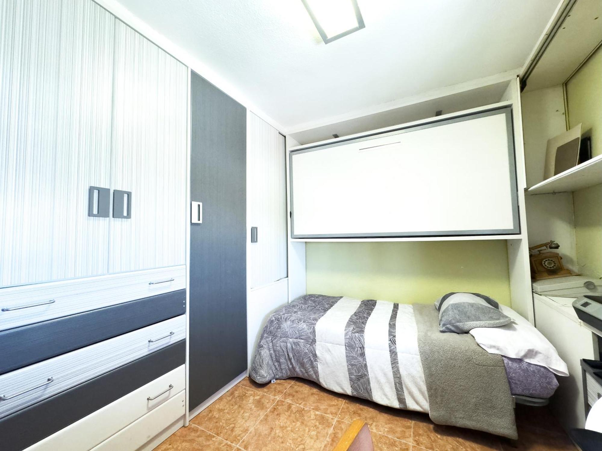 Valencia Avenida Del Puerto Private Rooms Room photo